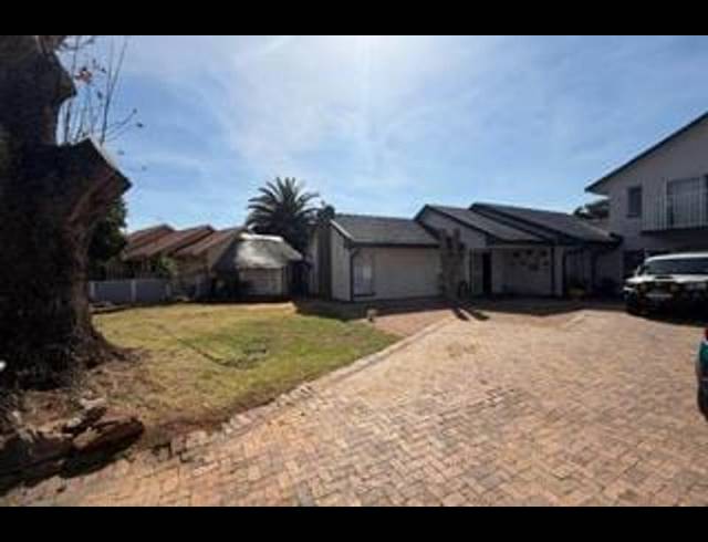 3 BEDROOM HOUSE FOR SALE IN ARCON PARK